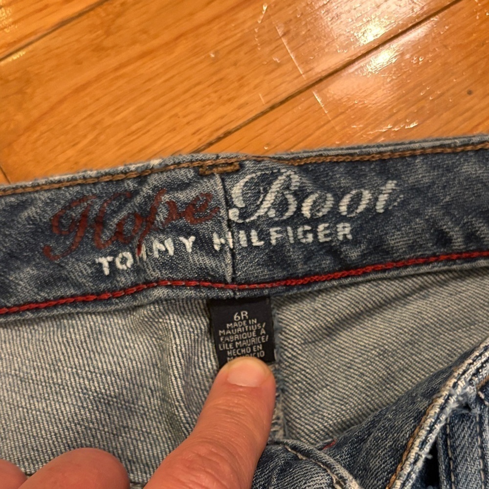 Tommy Hilfiger Women's Blue Boot Cut Jeans - Picture 2 of 7